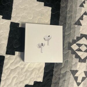 Wireless White Earbuds